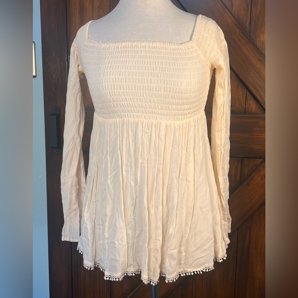 Altar'd State Cream Smocked‎ Tunic Top Women’s XS